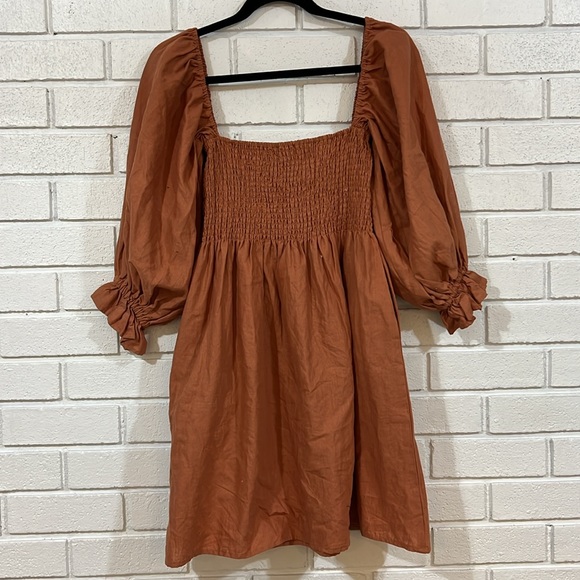 Kourt Flax Blend Baby Doll Pleated Balloon Sleeve Top Burnt Orange - Picture 7 of 7